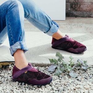 Teva Ember Moc Fig Velvet Slipper Shoe Size 8
